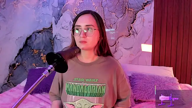 centaurigirl online show from 12-01-25, 03:18