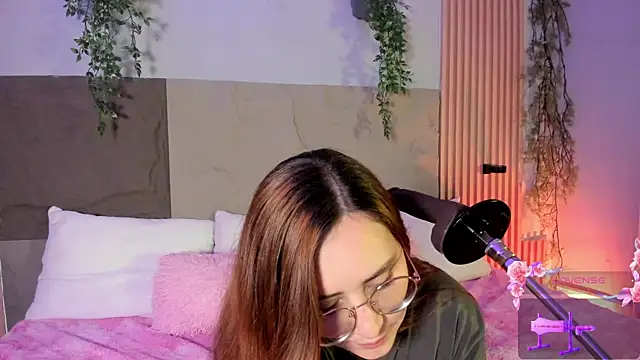 centaurigirl online show from 04-07-26, 04:47