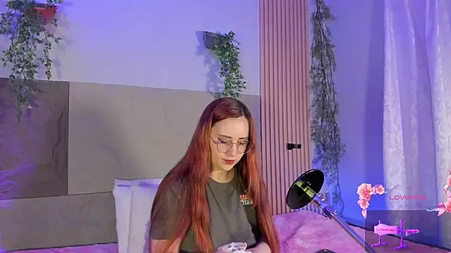 centaurigirl online show from 03-04-26, 11:56