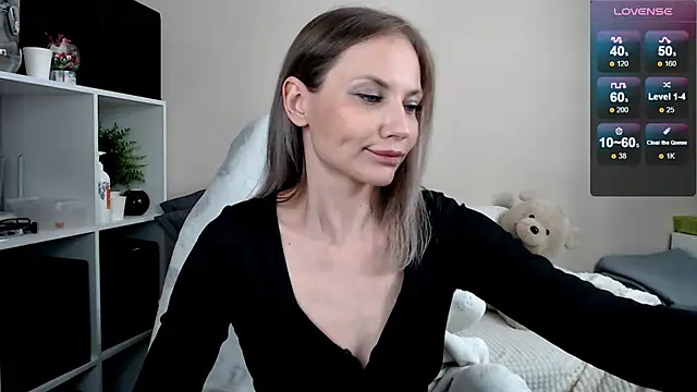 Snapshot of Sunny_bunny6 chatting on 07-18-26, 09:34 Sunny bunny6 online show from 07-18-26, 09:34