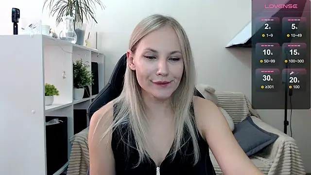 Sunny bunny6 online show from 09-18-25, 09:56