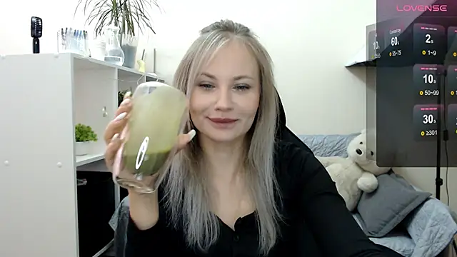 Sunny bunny6 online show from 09-30-25, 04:51