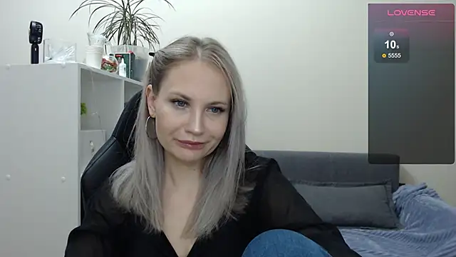 Sunny bunny6 online show from 01-31-25, 05:19