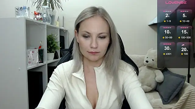 Sunny bunny6 online show from 11-12-25, 04:49