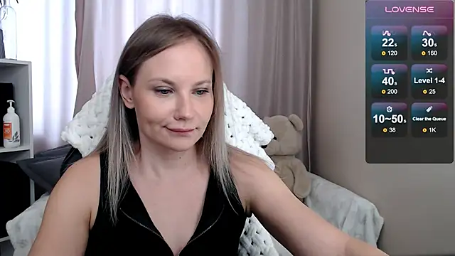 Sunny bunny6 online show from 03-23-26, 07:41