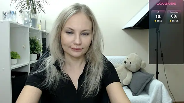 Sunny bunny6 online show from 10-15-25, 02:43