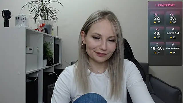 Sunny bunny6 online show from 03-07-25, 07:38