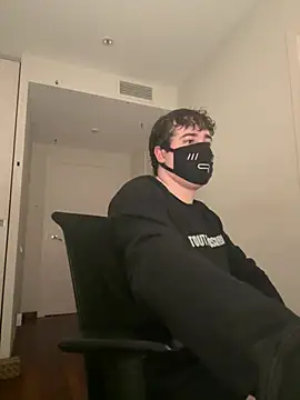 Snapshot of Your_femboy24 chatting on 01-15-25, 07:12 Your femboy24 online show from 01-15-25, 07:12