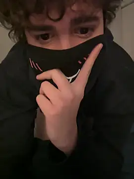 Snapshot of Your_femboy24 chatting on 02-22-25, 11:57 Your femboy24 online show from 02-22-25, 11:57