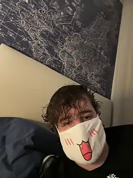 Snapshot of Your_femboy24 chatting on 10-15-25, 10:29 Your femboy24 online show from 10-15-25, 10:29