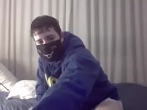 Snapshot of Your_femboy24 chatting on 12-02-24, 09:34 Your femboy24 online show from 12-02-24, 09:34