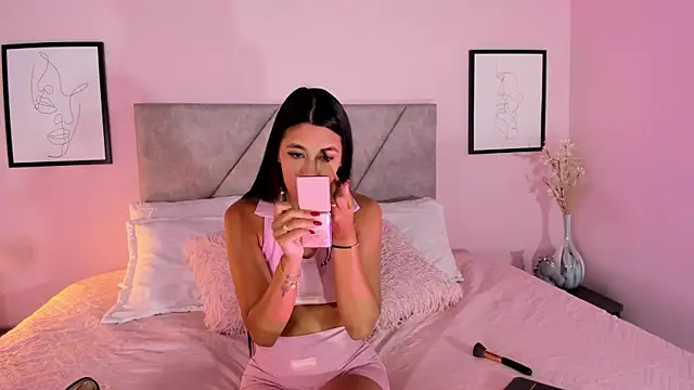 Emilyh  online show from 10-24-25, 11:09