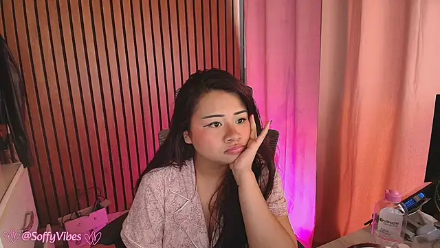 Snapshot of soffyvibes- chatting on 11-11-25, 07:30 soffyvibes- online show from 11-11-25, 07:30