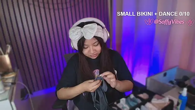 Snapshot of soffyvibes- chatting on 01-12-26, 09:20 soffyvibes- online show from 01-12-26, 09:20