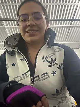 Emily Russo  online show from 01-31-25, 12:17