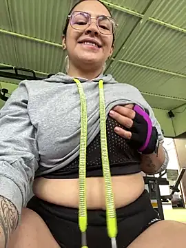 Emily Russo  online show from 12-29-24, 04:40