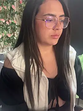 Emily Russo  online show from 01-18-25, 02:55