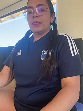 Emily Russo  online show from 02-01-25, 10:44