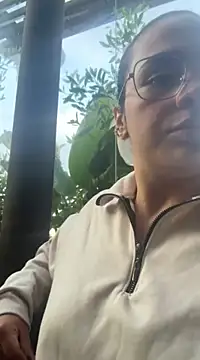 Emily Russo  online show from 01-08-25, 10:16