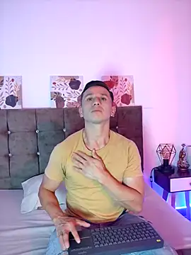 Andrewfalcon online show from 09-24-25, 07:31