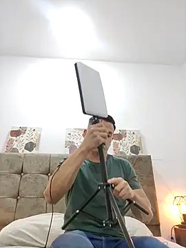 Andrewfalcon online show from 09-20-25, 07:41