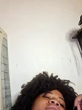 Snapshot of DANIELA_MICHEL chatting on 03-02-25, 05:54 DANIELA MICHEL online show from 03-02-25, 05:54