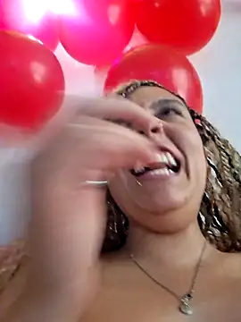 Snapshot of DANIELA_MICHEL chatting on 02-14-25, 10:47 DANIELA MICHEL online show from 02-14-25, 10:47