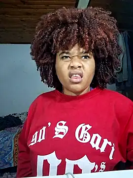 DANIELA MICHEL online show from 12-17-25, 11:21