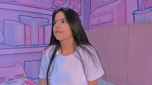 Snapshot of _18alice chatting on 03-08-25, 06:10 18alice online show from 03-08-25, 06:10