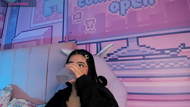 Snapshot of _18alice chatting on 03-01-26, 04:01 18alice online show from 03-01-26, 04:01