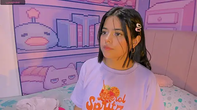 Snapshot of _18alice chatting on 03-03-25, 01:49 18alice online show from 03-03-25, 01:49