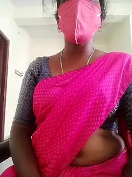 Snapshot of Preethytamilsexy chatting on 11-11-25, 07:47 Preethytamilsexy online show from 11-11-25, 07:47