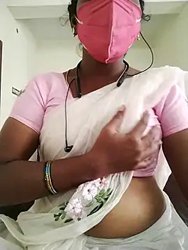 Snapshot of Preethytamilsexy chatting on 02-06-26, 10:33 Preethytamilsexy online show from 02-06-26, 10:33