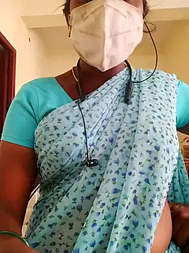 Snapshot of Preethytamilsexy chatting on 02-14-26, 11:21 Preethytamilsexy online show from 02-14-26, 11:21