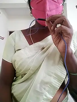 Snapshot of Preethytamilsexy chatting on 01-10-26, 07:36 Preethytamilsexy online show from 01-10-26, 07:36