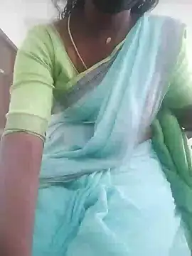 Snapshot of Preethytamilsexy chatting on 01-22-25, 07:14 Preethytamilsexy online show from 01-22-25, 07:14