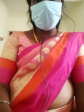 Snapshot of Preethytamilsexy chatting on 06-05-26, 06:29 Preethytamilsexy online show from 06-05-26, 06:29