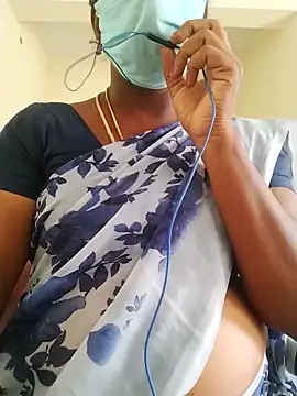 Snapshot of Preethytamilsexy chatting on 05-23-26, 05:17 Preethytamilsexy online show from 05-23-26, 05:17