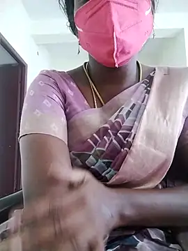 Snapshot of Preethytamilsexy chatting on 10-15-25, 06:54 Preethytamilsexy online show from 10-15-25, 06:54