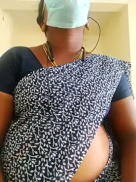 Snapshot of Preethytamilsexy chatting on 07-03-26, 10:44 Preethytamilsexy online show from 07-03-26, 10:44