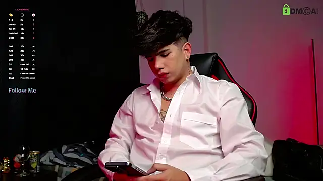 LyleBennett  online show from 10-31-25, 11:18