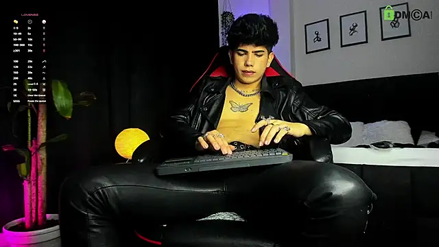 LyleBennett  online show from 06-04-26, 12:43