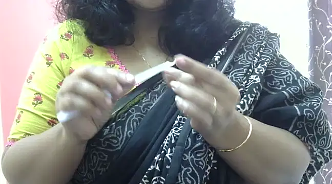 Riya riyaa online show from 01-12-25, 07:32