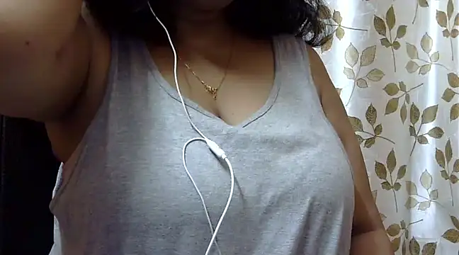 Riya riyaa online show from 01-05-25, 04:48