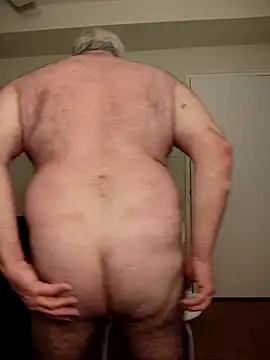 Shoreguy69 online show from 12-04-25, 06:01