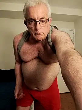 Snapshot of Shoreguy69 chatting on 02-19-26, 12:07 Shoreguy69 online show from 02-19-26, 12:07