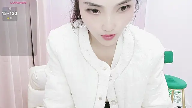Snapshot of Mimiki-oo chatting on 02-02-25, 03:39 Mimiki-oo online show from 02-02-25, 03:39