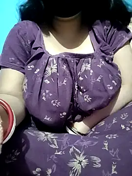 Snapshot of BERRY_00 chatting on 02-11-26, 10:26 BERRY 00 online show from 02-11-26, 10:26