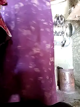 Snapshot of BERRY_00 chatting on 02-07-26, 06:10 BERRY 00 online show from 02-07-26, 06:10