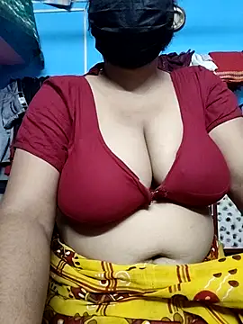 BERRY 00 online show from 10-27-25, 05:58